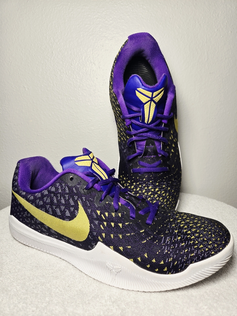 Nike Kobe Mamba Instinct Lakers Fierce Purple Gold 852473-500 Men's Size 9